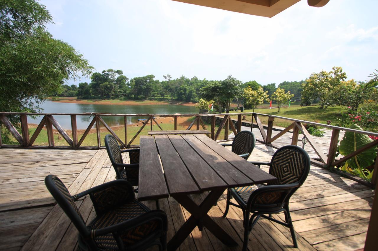Porta Verde Resort Villas Caliraya Dolores  Zewnętrze zdjęcie