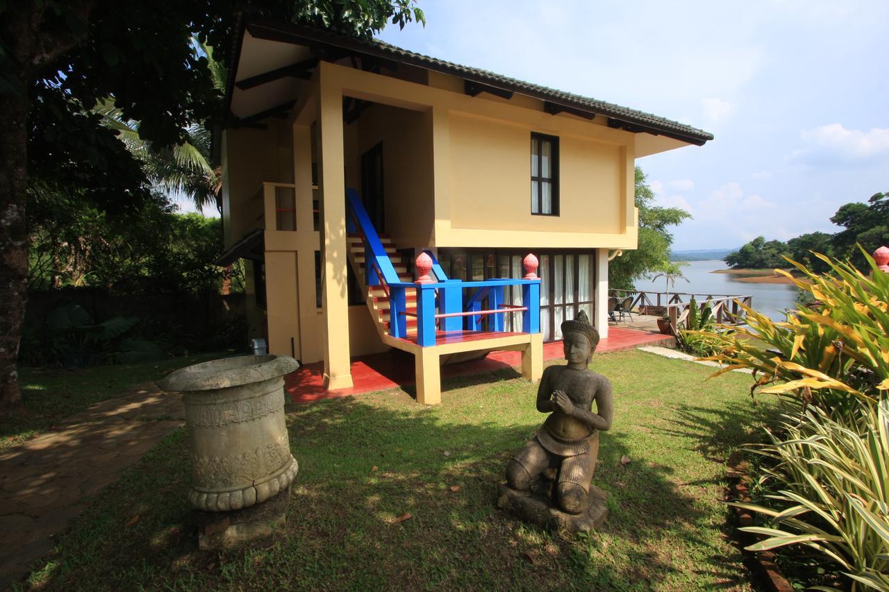 Porta Verde Resort Villas Caliraya Dolores  Zewnętrze zdjęcie